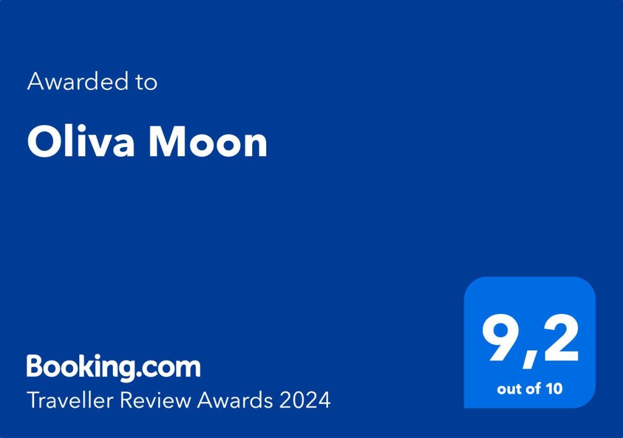 Oliva Moon Exterior foto