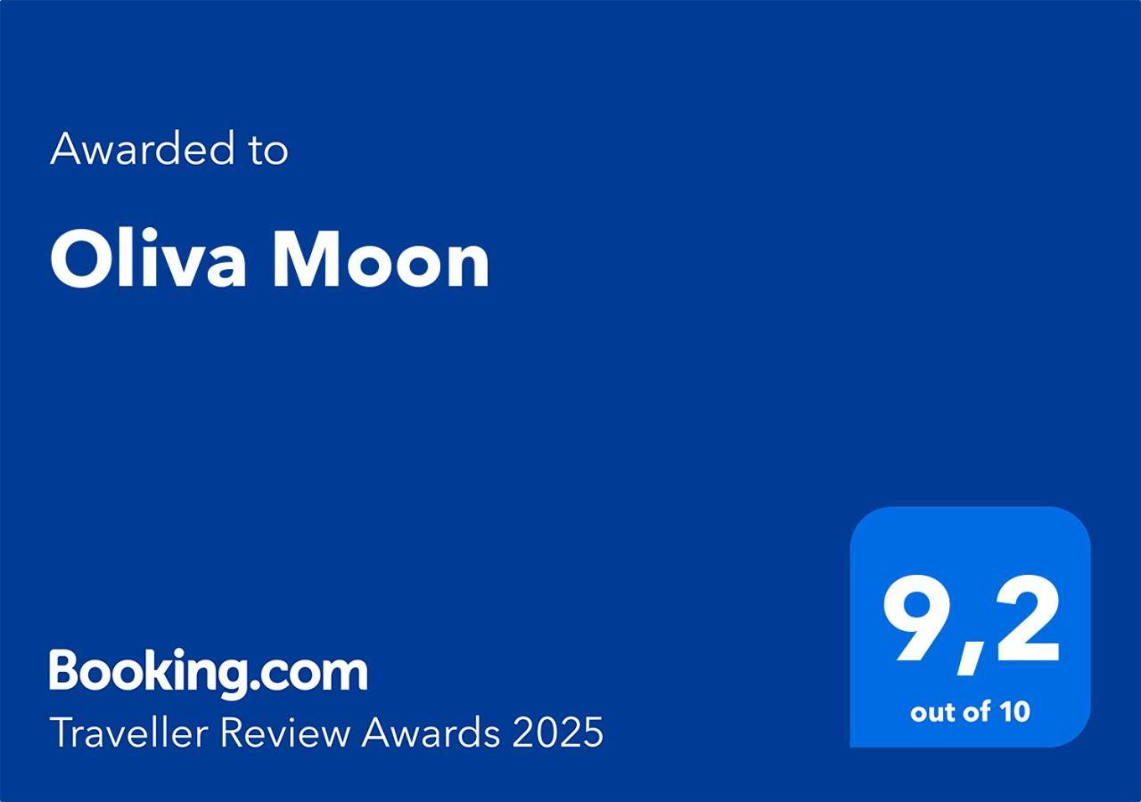Oliva Moon Exterior foto